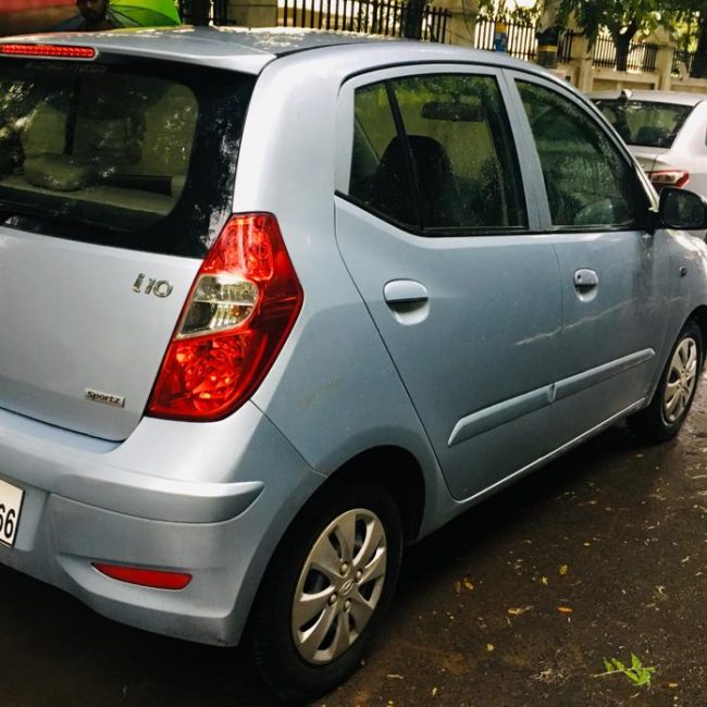 Hyundai i10 sportz 1